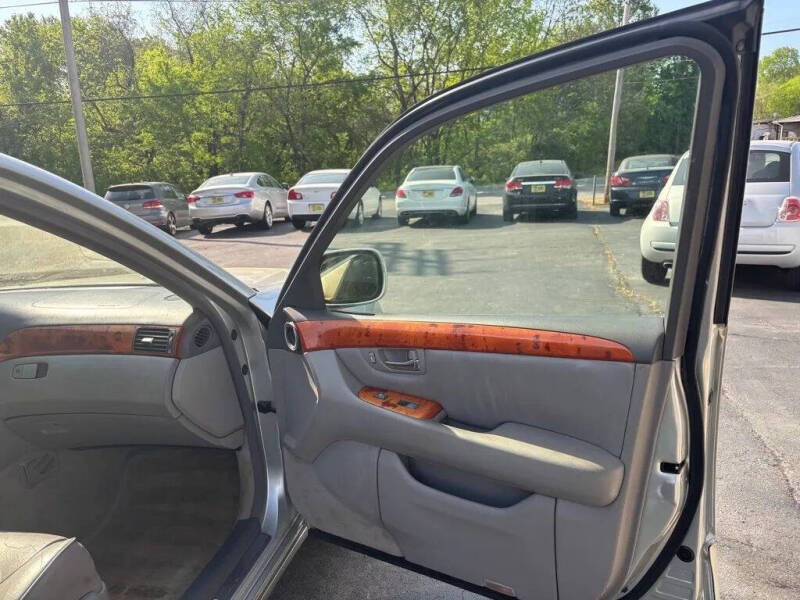2002 Lexus LS 430
