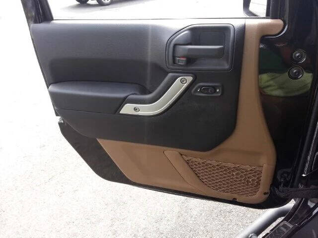 2011 Jeep Wrangler Unlimited Sahara