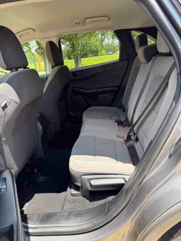 2022 Ford Escape SE