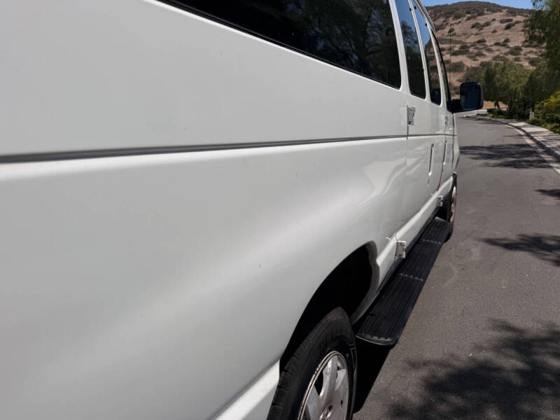 2013 Ford E-Series E-350 SD XLT