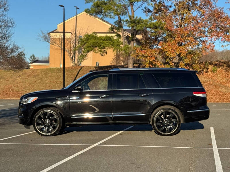 2022 Lincoln Navigator L Reserve