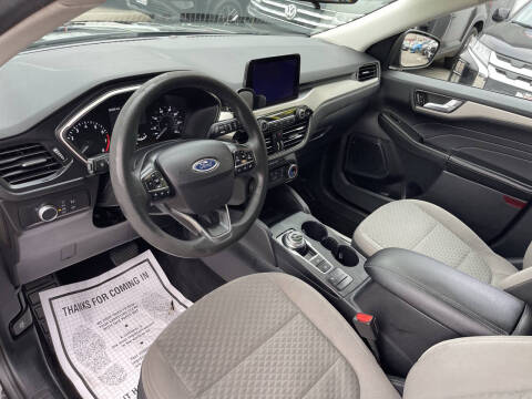2021 Ford Escape SE