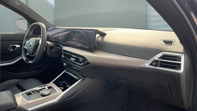 2025 BMW 3 Series 330i