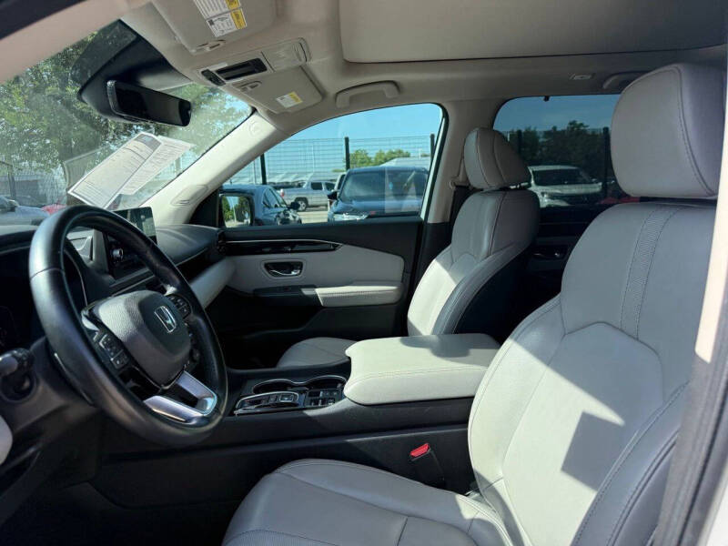 2023 Honda Pilot Touring