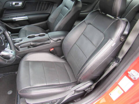 2020 Ford Mustang EcoBoost