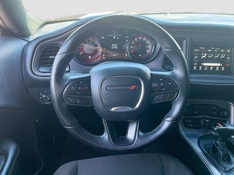 2023 Dodge Challenger SXT