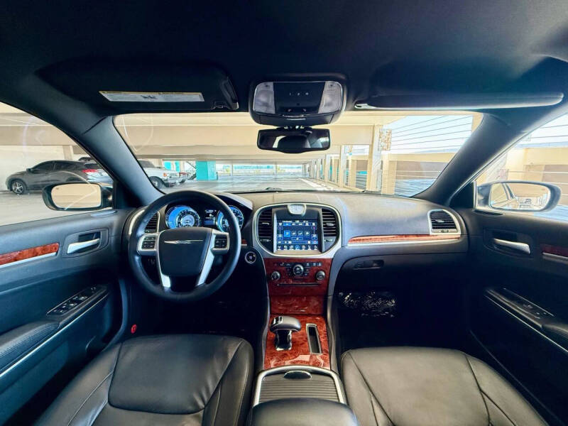 2014 Chrysler 300