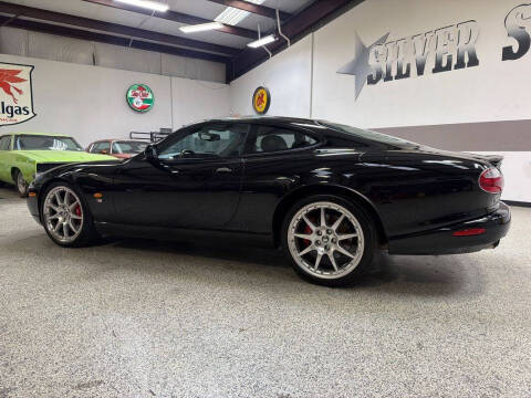 2005 Jaguar XKR