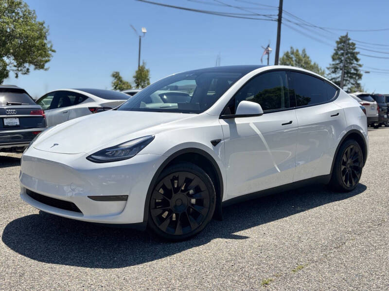 2023 Tesla Model Y Long Range