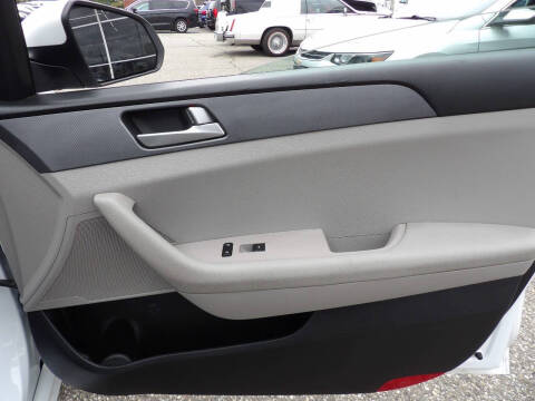 2017 Hyundai Sonata SE