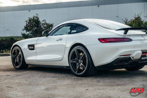 2017 Mercedes-Benz AMG GT