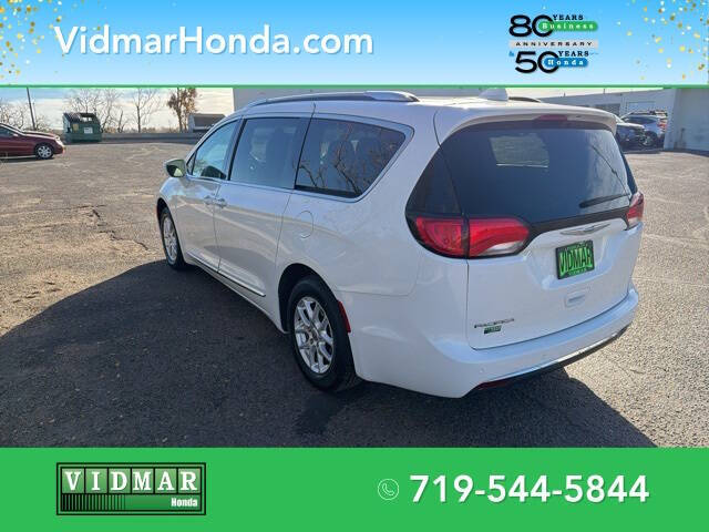 2020 Chrysler Pacifica Touring L