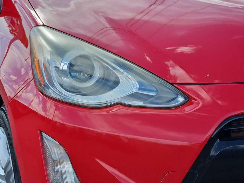 2015 Toyota Prius c Two