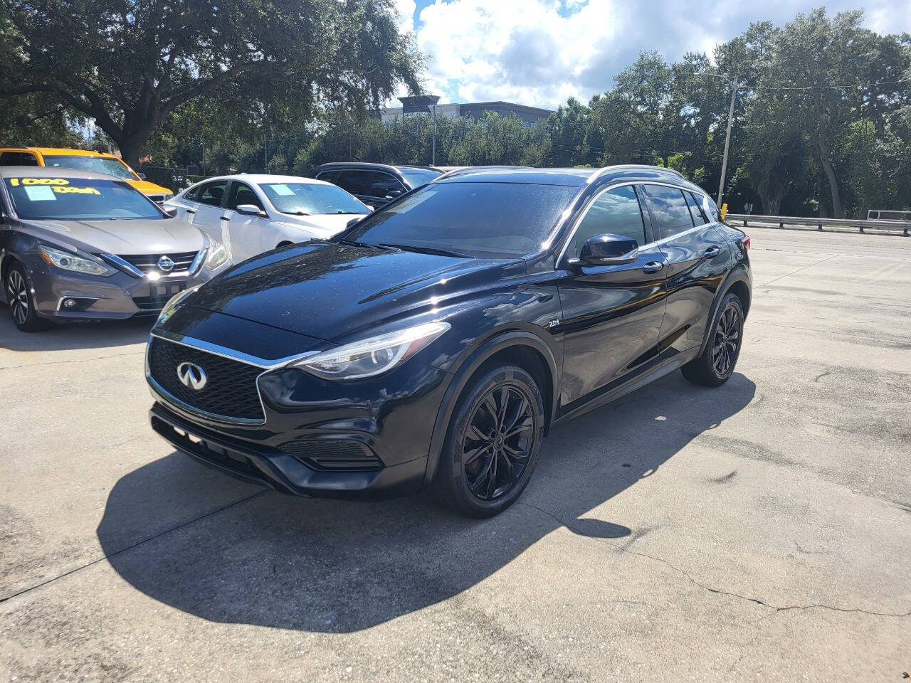 2017 INFINITI QX30 for sale at FAMILY AUTO BROKERS in Longwood, FL