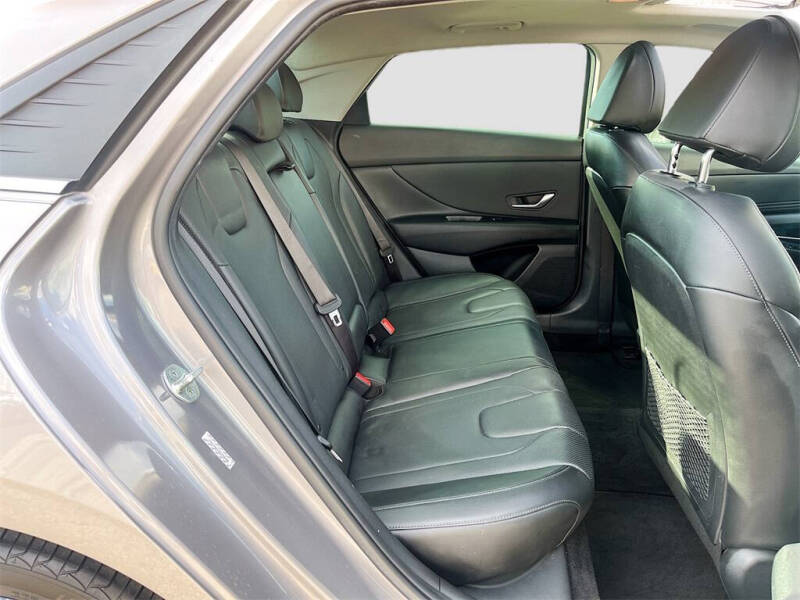 2022 Hyundai Elantra