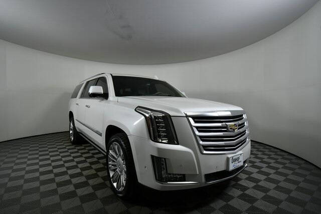 2019 Cadillac Escalade ESV Platinum
