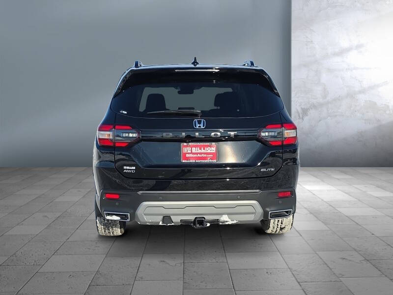 2025 Honda Pilot Elite