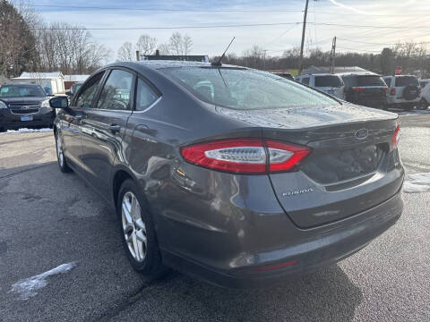 2016 Ford Fusion SE