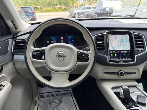 2024 Volvo XC90 B5 Core Bright Theme