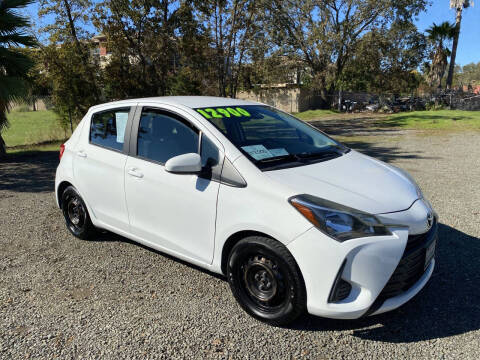 2018 Toyota Yaris 5-Door LE