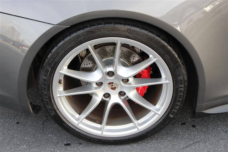 2013 Porsche 911 Carrera 4S