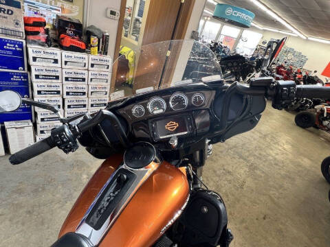 2014 Harley-Davidson FLHTK - Electra Glide Ul