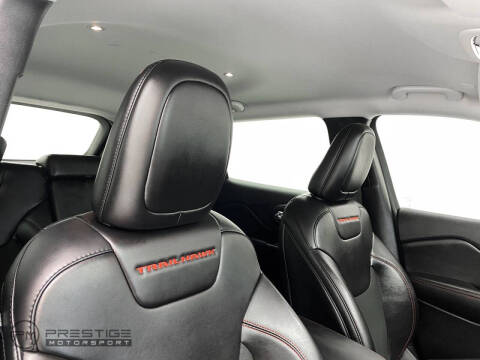 2020 Jeep Cherokee Trailhawk