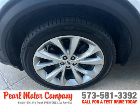 2022 Ford Explorer Hybrid Platinum