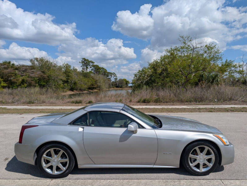 2005 Cadillac XLR