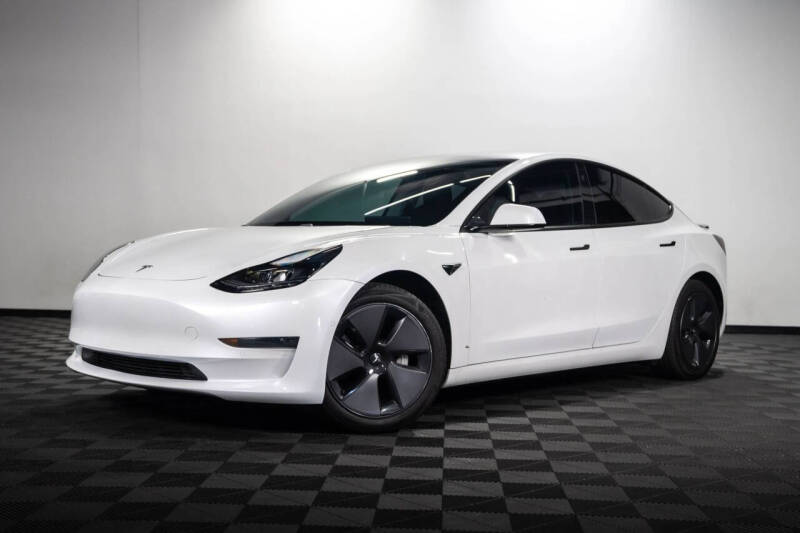 2021 Tesla Model 3 Standard Range Plus