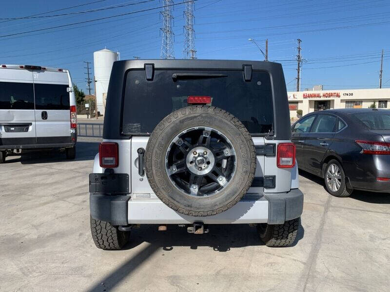 2012 Jeep Wrangler Unlimited Sahara