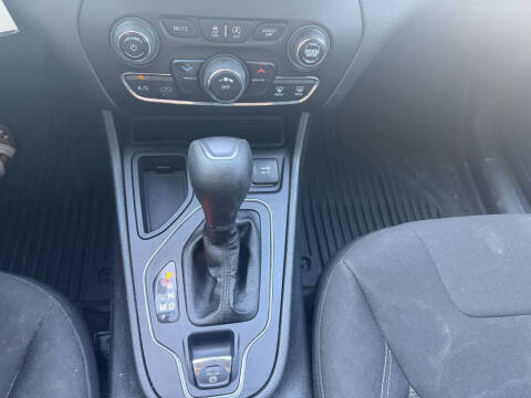 2021 Jeep Cherokee Latitude