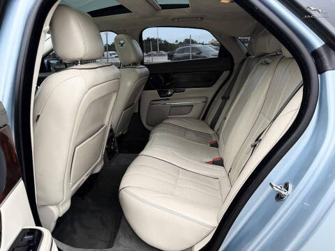 2012 Jaguar XJ