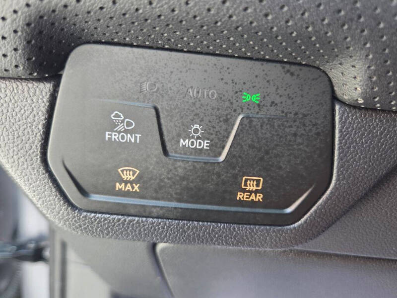 2024 Volkswagen Atlas Cross Sport SEL Premium R-Line 4Motion