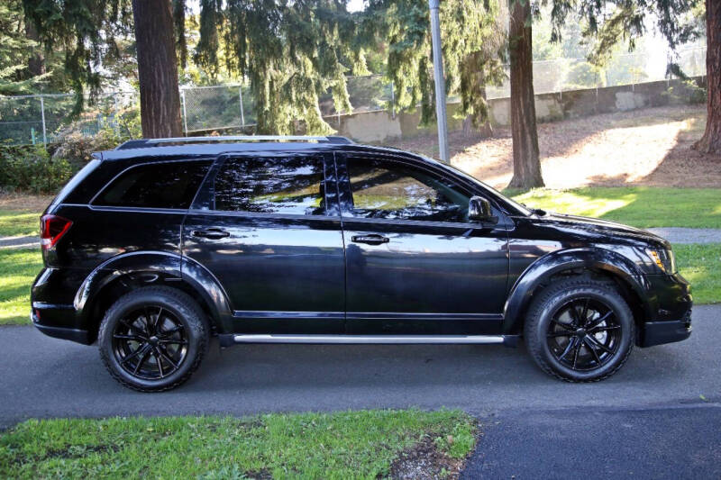 2019 Dodge Journey Crossroad