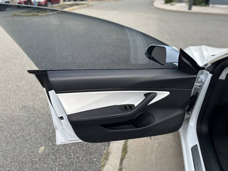 2020 Tesla Model 3 Performance