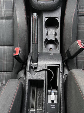 2012 Volkswagen GTI Base PZEV