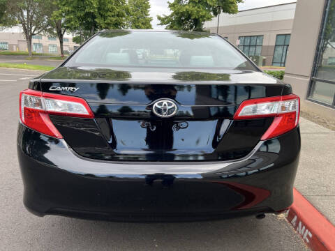 2012 Toyota Camry LE