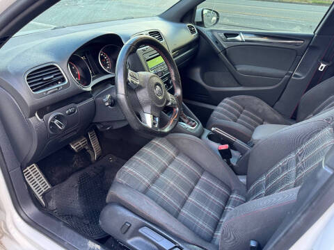 2014 Volkswagen GTI Wolfsburg Edition PZEV