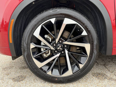 2023 Mitsubishi Outlander PHEV SEL