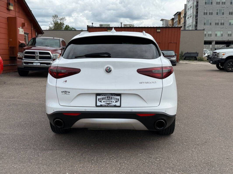 2019 Alfa Romeo Stelvio Ti