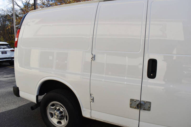 2020 Chevrolet Express 2500
