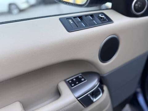 2017 Land Rover Range Rover Sport SE