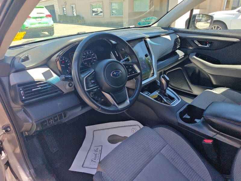 2022 Subaru Outback Premium