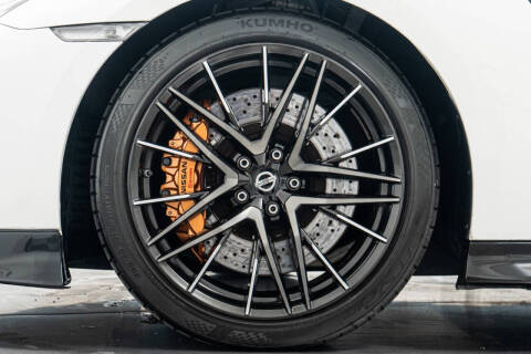 2021 Nissan GT-R Premium