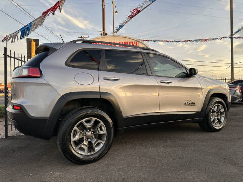 2019 Jeep Cherokee Trailhawk