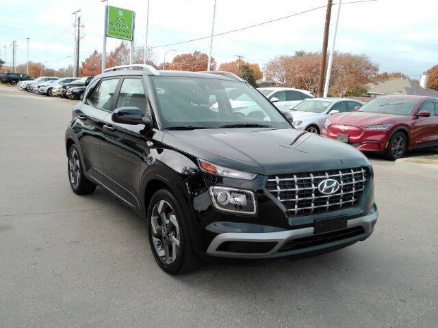 2022 Hyundai Venue SEL