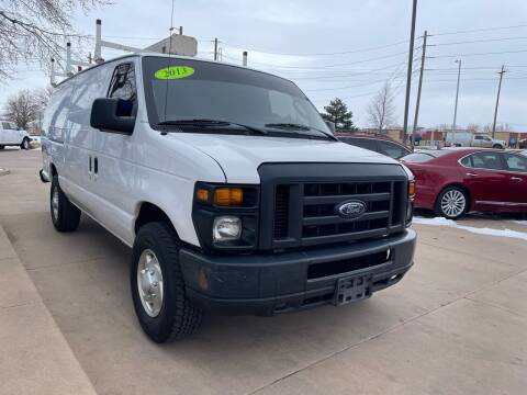 2013 Ford E-Series for sale at AP Auto Brokers in Longmont CO