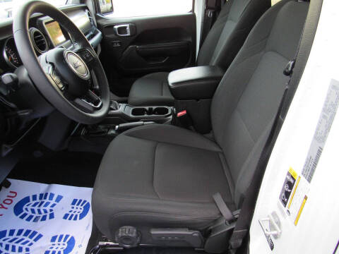 2023 Jeep Gladiator Sport S