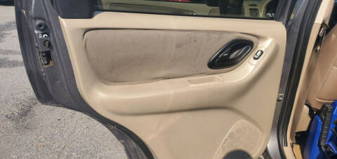 2004 Ford Escape XLT